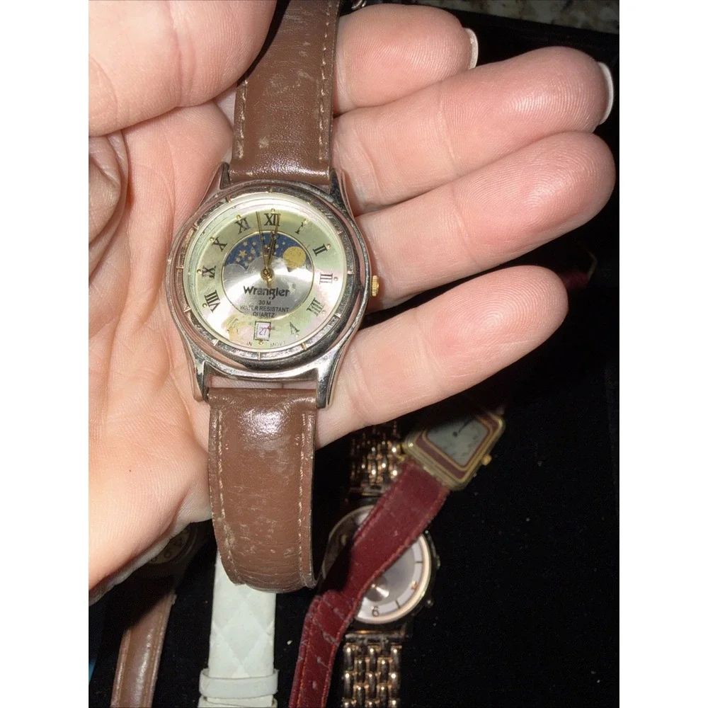 Lot of 8 Vintage Ladies Quartz Watches Wrangler Aeropostale, Marcelle Welch 5440